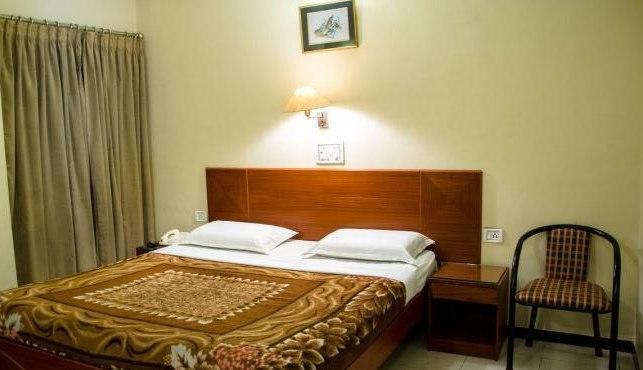 Hotel Bombay Tiffanys Maisur Dış mekan fotoğraf