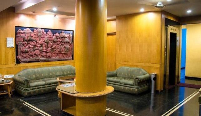 Hotel Bombay Tiffanys Maisur Dış mekan fotoğraf