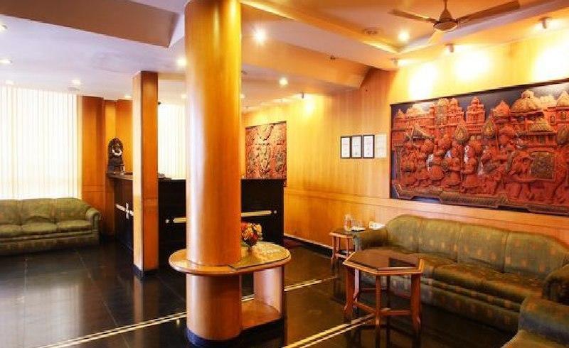 Hotel Bombay Tiffanys Maisur Dış mekan fotoğraf