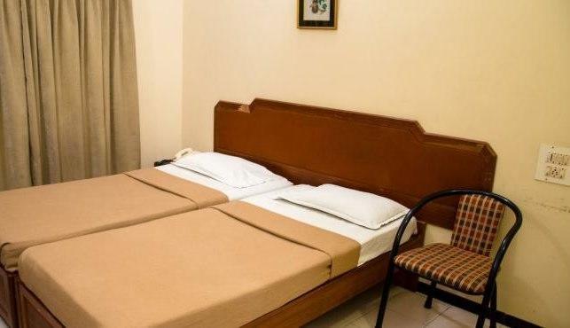 Hotel Bombay Tiffanys Maisur Dış mekan fotoğraf